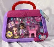 Doc McStuffins Just Play On The Go Lambie 20 Pieces Playset Doll Lambie Playmat