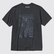 Attack on Titan UT (Short-Sleeve Graphic T-Shirt) Uniqlo T-shirt size Small