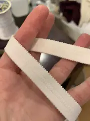 White Woven Lingerie Elastic Trim Bra Strap 14mm scalloped Edge Per 2 Mtrs