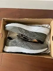 BNIB (Lid missing) ASICS Gel-Excite 9 Men's Running Shoes, Size 10.5, 1011B338