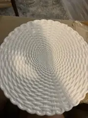 NEw Pottery Barn Heirloom Basketweave Cake Stand Stoneware White Glaze-12.25” D