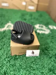 Adidas Yeezy YZY Slide Dark Onyx Infant Sizes ID5106 Brand New