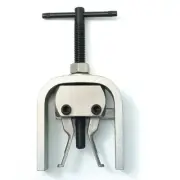 8070 Screw Type Pilot Bearing Puller for pulling from the inside