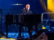 Billy Joel at Festival D ete De Quebec on July 11 in Quebec City- 2014 Photo 2
