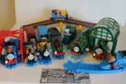 Thomas & Friends Tomy Windup green airplane Dash Bush Chocolate Percy Bertie