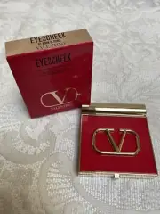 Valentino Eye2Cheek Dual use Blush and Eyeshadow 01 BORN IN ROMA