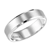 PLATINUM MENS WEDDING BAND,PLATINUM MENS WEDDING RING,BEVELED EDGE SATIN FINISH