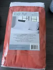 Truly Soft Everyday Twin Sheet Set in Orange