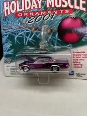 Johnny Lightning Holiday Muscle Ornament '64 GTO Pontiac Rubber Tires