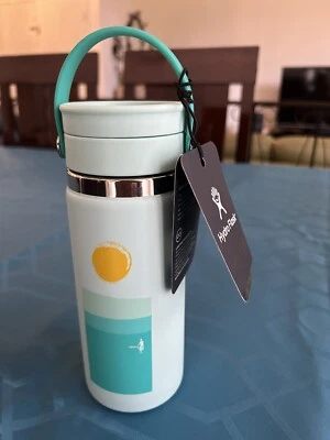 NEW Hydroflask 16 oz Limited Edition Seafoam Green bottle