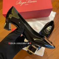 在飛比找Yahoo!奇摩拍賣優惠-ROGER VIVIER (RV) 女款 經典黑色亮皮 淡金