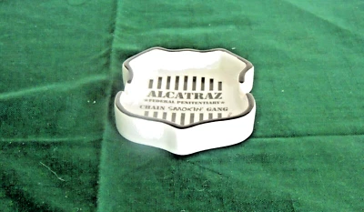 Alcatraz Federal Penitentiary Chain Smokin' Gang Souvenir Ashtray 3 3/4"