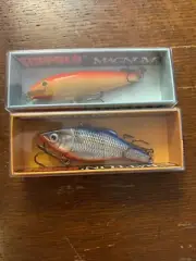 NIB RAPALA Rattlin' sinking & Magnum