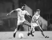 Gary Bennett Crystal Palace v Sunderland 1984 FOOTBALL OLD PHOTO