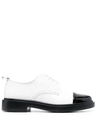 CAP TOE DERBY W/ LIGHTWEIGHT RUBBER SOLE IN SOFT PATENT LEATHER