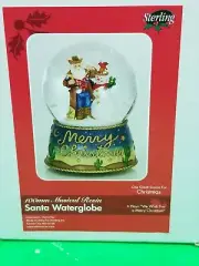 Christmas santa Snow Globe Water Globe NEW in the box. (Vader)