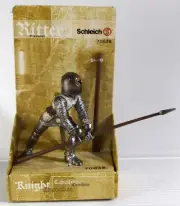 Schleich PIKEMAN KNIGHT Action Figure with Sword, Staff & Pike 70038 Germany NEW