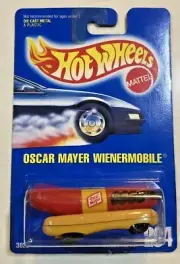 1992 Hot Wheels Blue Card Oscar Mayer Wienermobile Collector #204 VHTF