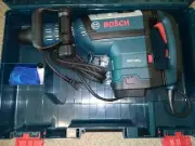 NEW Bosch DH712VC 1-3/4 in 14.5A Corded Variable Speed SDS-Max Demolition Hammer