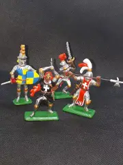 54mm Britains Deetail Knights. Metal soldiers. Hand Painted.