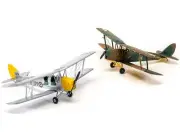 Level 2 Model Kit De Havilland Tiger Moth Aircraft with 2 Scheme Options 1/72 Pl
