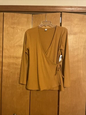 Womens Old Navy Wrap Top Size Medium NWT