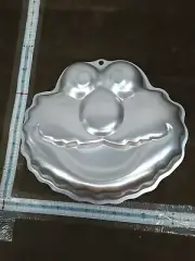 WILTON SESAME STREET ELMO CAKE PAN 2002 # 2105-3461 With Instructions