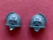 NEW Black Templar UPGRADE - SHOULDER PAD PAIR (C) - Bits 40K