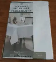 NWT Benson Mills Textured Tablecloth White Snowflakes Winter 60” x 104” NEW