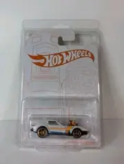 HotWheels Gas Monkey Garage 68 Corvette 5/6 + Plastic Clear Protector