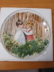 WEDGWOOD PLATE "BE MY FRIEND" BY MARY VICKERS