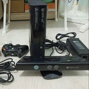 【二手拍賣】Xbox  360主機+一隻手把+7片遊戲片