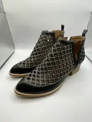 Jeffrey Campbell Taggart Open Weave Leather Booties Black Women's Sz 7.5 - NEW