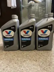 Valvoline European Vehicle Full Synthetic Engine Oil 5W-40 1 Quart 6 PACK