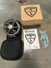 TAYLOR REVOLUTION Z FLY REEL 7-9 New