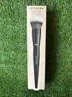 SEPHORA COLLECTION PRO Foundation Brush #64