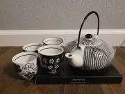 Hand Painted Discontinued Pier One Akina Tea Set Teapot And 4 Cups