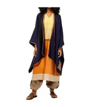 Striped flax blended letter cloak Black