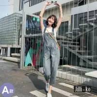 在飛比找momo購物網優惠-【JILLI-KO】可調整減齡顯瘦老爹褲牛仔連身吊帶褲-F(