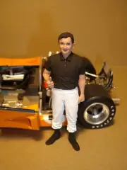 1/18 FIGURE BRUCE MC LAREN VROOM PAINTED FOR SPARK MINICHAMPS GMP CMR