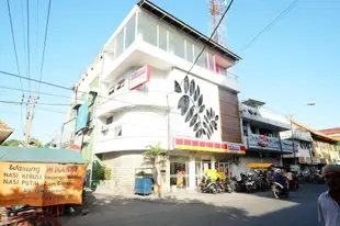 禪室飯店 - 巴西科金河蘇南安佩爾ZEN Rooms Basic Kalimas Sunan Ampel