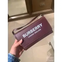 在飛比找蝦皮購物優惠-【歐洲outlet正品】Burberry 酒紅 英文logo