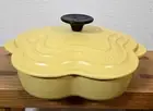 Le Creuset Cocotte Flower Dish Fleur Mimoza 20cm 1.1L Black knob