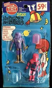 COLORFORMS OUTER SPACE MEN NOS TOY HOUSE SPACE MARAUDER BENDABLES MINT ON CARD 2