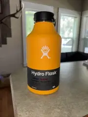 Hydro Flask Wide Mouth MANGO Water Bottle with Flex Cap Black 64 oz