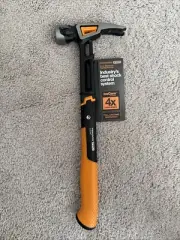FISKARS #750241 22oz FRAMING HAMMER, ISOCORE 4x LESS SHOCK 16" BRAND NEW