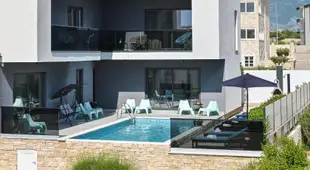 Pool Villa Vistamar