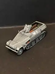 1/72 Sd.Kfz 251/10 Ausf B 3.7cm PAK. Painted Resin model. 3800 models on offer