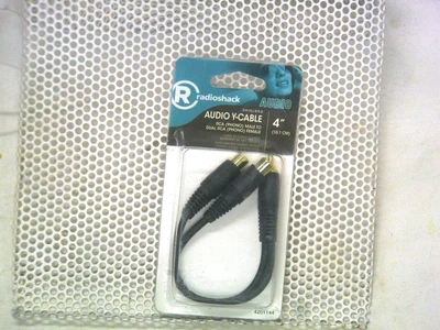 Radioshack 4" Shielded Audio Y-cable Rca Male To Dual Rca Phono Female 4201144