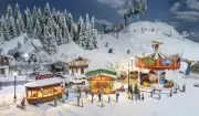 Faller HO 1/87 CHRISTMAS MARKET SET w/ 2 Stalls, Carousel, Icicles, Snow Powder
